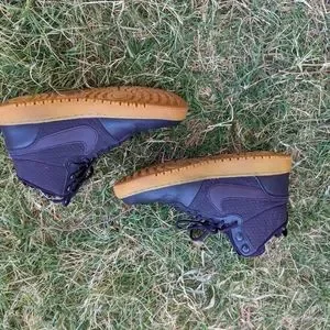 Nike | Shoes | Nike Ebernon Mid Winter Burgundy Fashion  display picture 1
